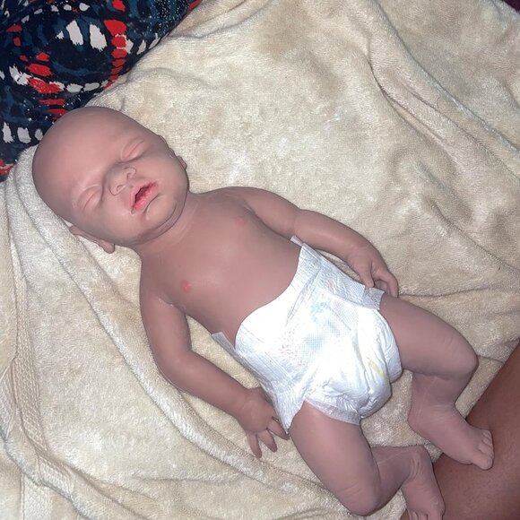 🆕17 inch Full Body Platinum Silicone Bald Baby Dolls Sleeping Closed Mouth Boy - Picture 3 of 10